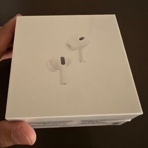 Apple AirPods 2nd Generation NEW